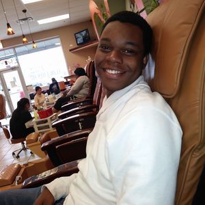 Meet your Posher, Troy